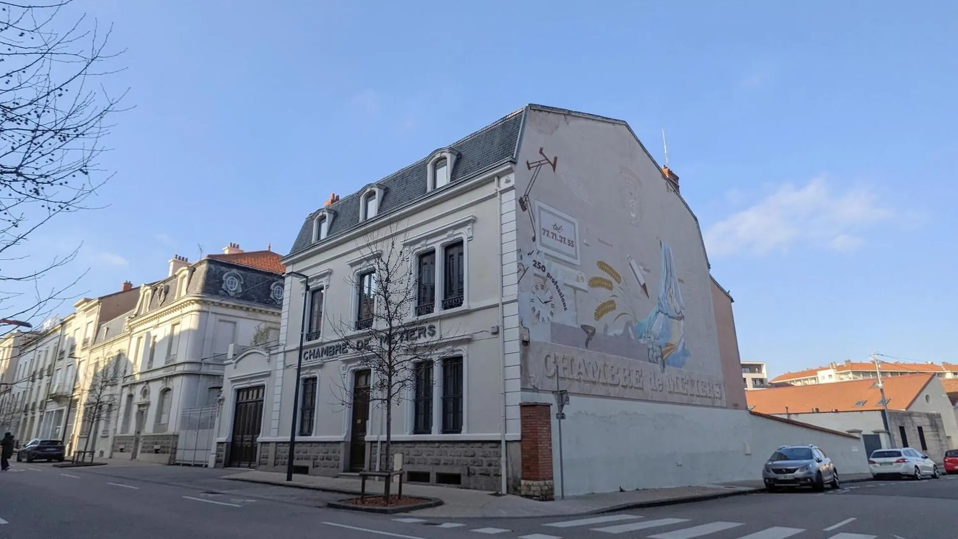 Apartamento Le Soyeux - 100M De La Gare & Parking Prive Roanne 0*,  Francia